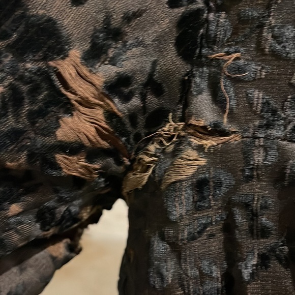 Antique Velvet Jacket - Picture 5 of 10